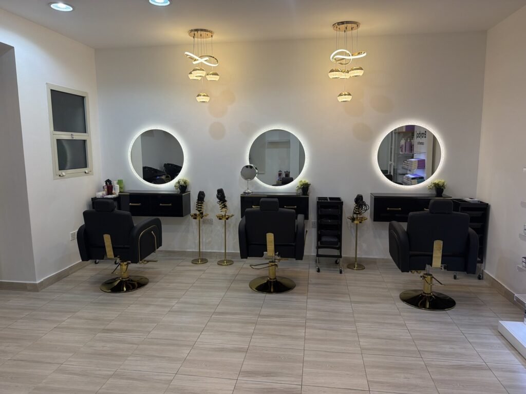 Round LED salon mirrors — a real Hanooon salon project in the UAE